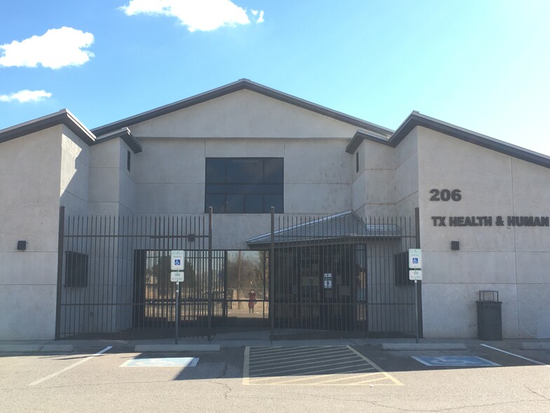 206 8th St, Fabens, TX for sale - Building Photo - Image 2 of 15