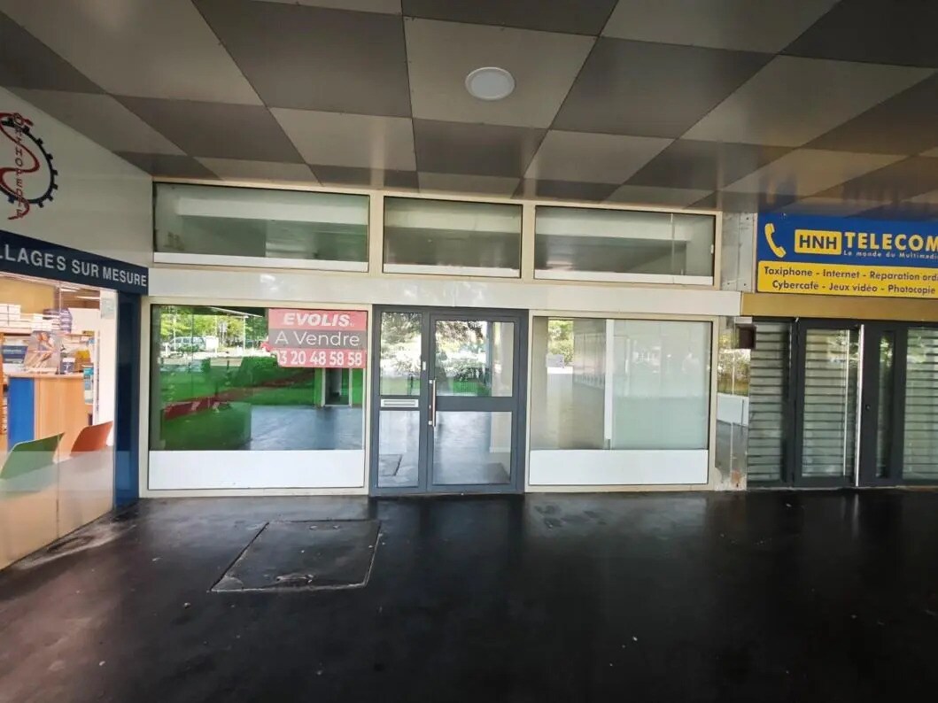 Avenue Robert Schuman, Mons-en-Baroeul for sale Interior Photo- Image 1 of 12