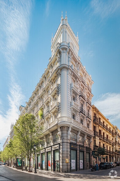 Build-to-Rent in Madrid, Madrid for sale - Building Photo - Image 2 of 3