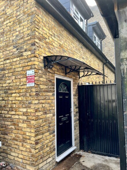 114 Sheen Rd, Richmond for sale - Primary Photo - Image 1 of 1