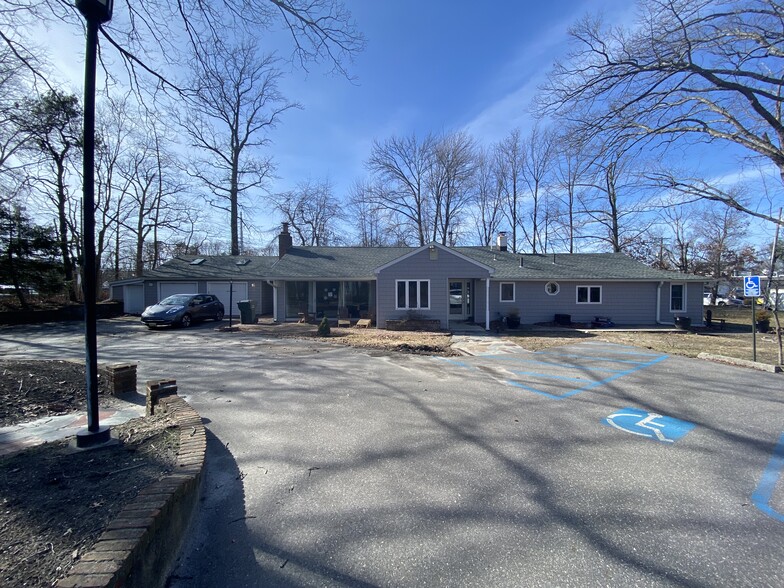 1312 Allenhurst Ave, Ocean, NJ for rent - Building Photo - Image 1 of 16