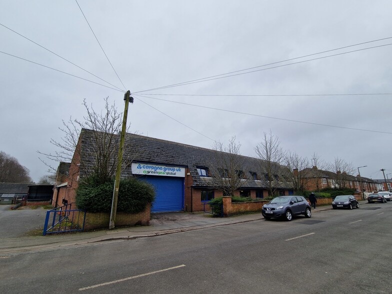 24 Longmoor Ln, Derby to rent - Building Photo - Image 1 of 10