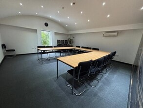 Crawley Hl, West Wellow to rent Interior Photo- Image 2 of 5