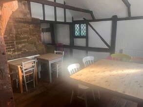 124 High St, Tonbridge to rent Interior Photo- Image 2 of 2