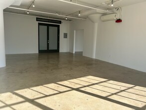 120 E 8th St, Los Angeles, CA for rent Building Photo- Image 2 of 3