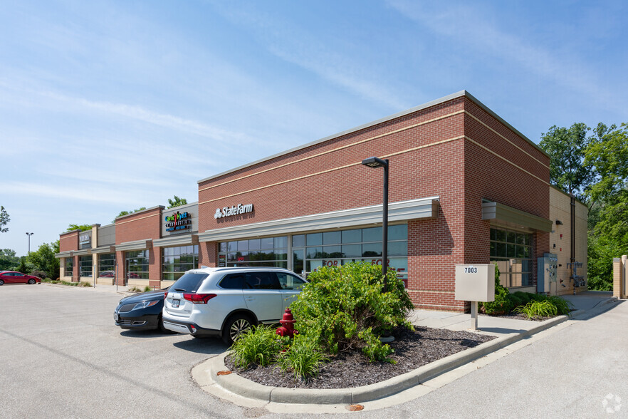 7003 S Howell Ave, Oak Creek, WI for rent - Building Photo - Image 1 of 5