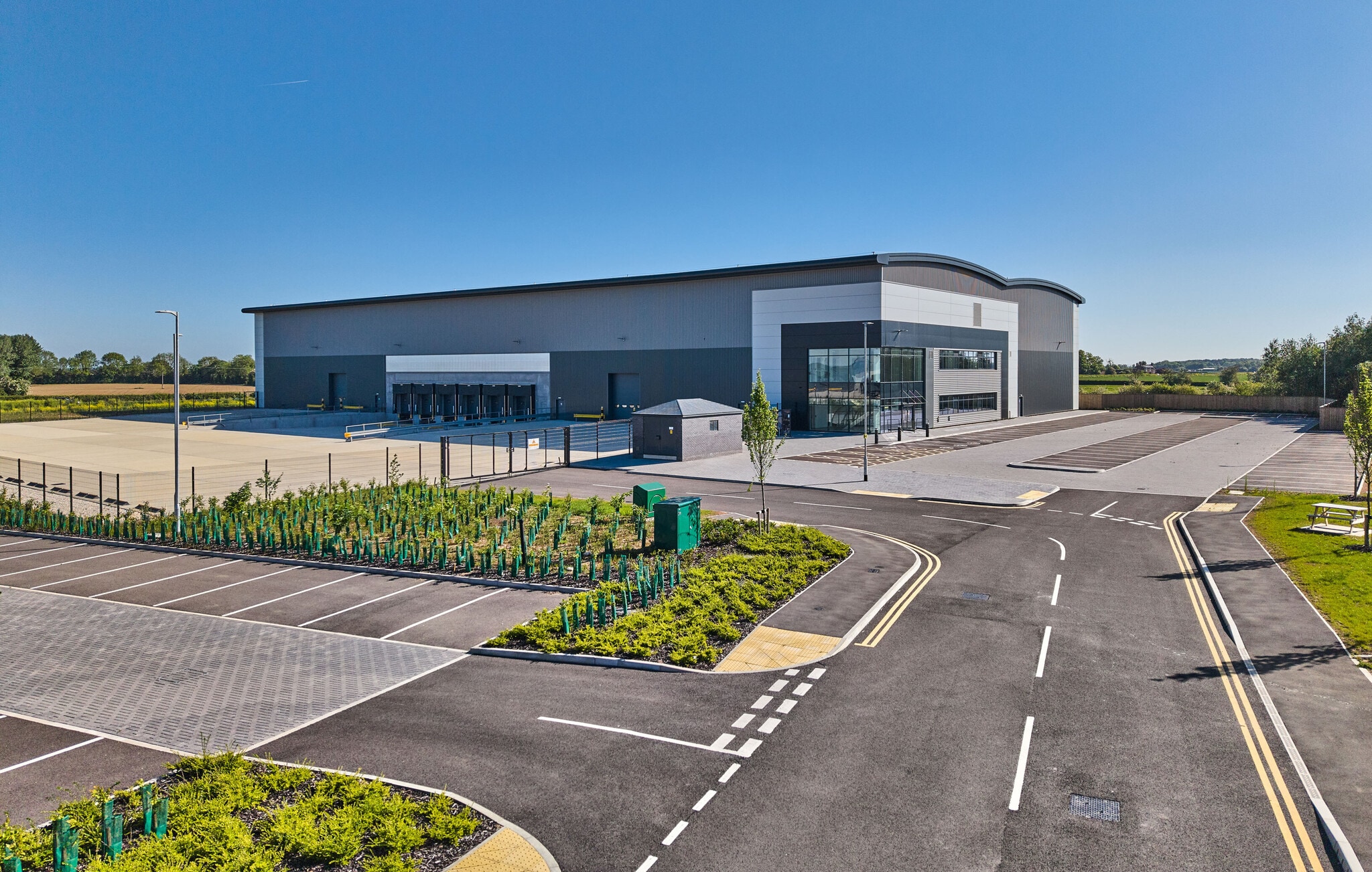 Bishopdyke Rd, Sherburn In Elmet to rent Building Photo- Image 1 of 2