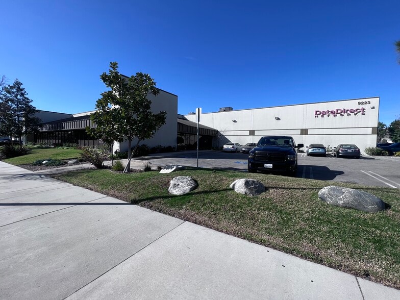 9223 Deering Ave, Chatsworth, CA for sale - Building Photo - Image 1 of 1