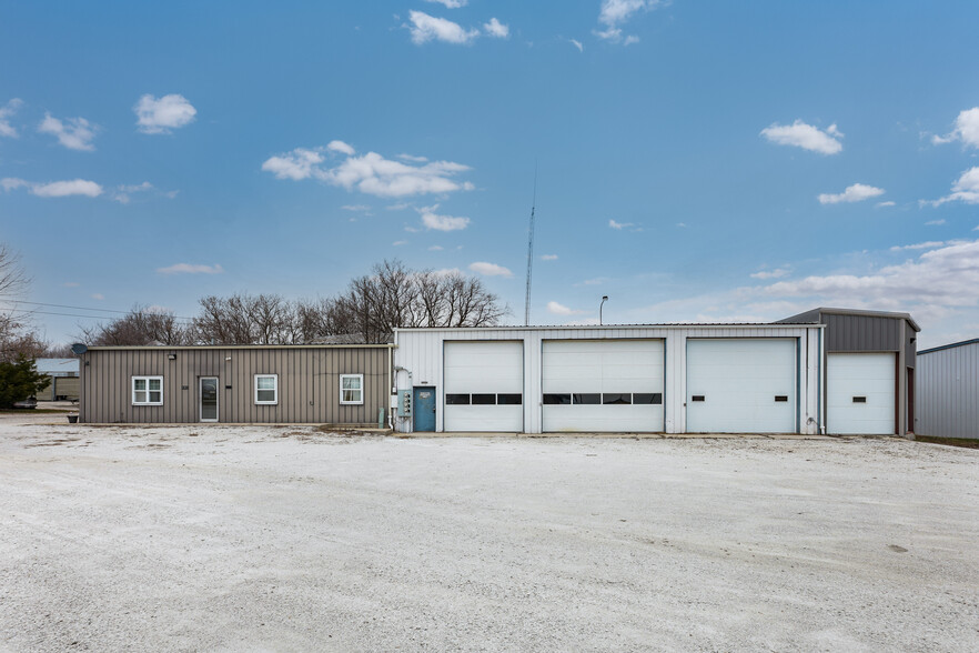 4064 Tuschl Ln, Reedsville, WI for sale - Primary Photo - Image 1 of 31