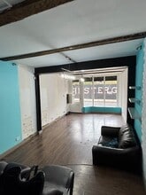 64 Chestergate, Macclesfield to rent Interior Photo- Image 2 of 4