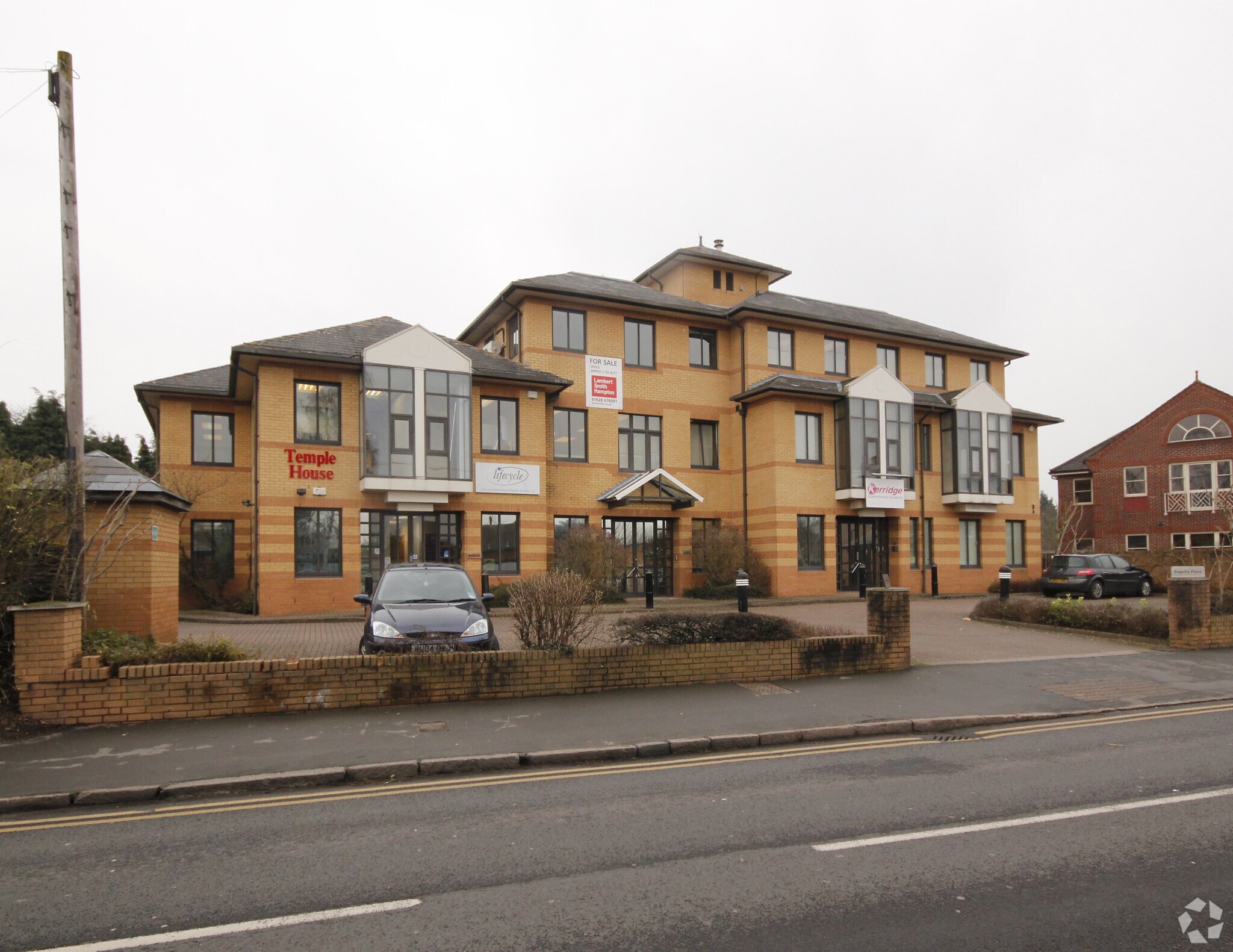 Marlow Rd, Bourne End for sale Primary Photo- Image 1 of 1