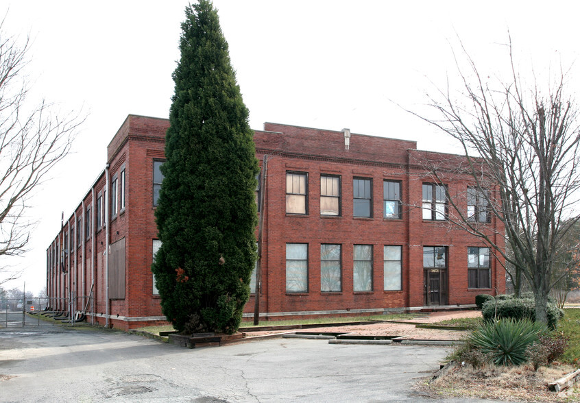 3401 Indiana Ave, Winston-Salem, NC for sale - Primary Photo - Image 1 of 1