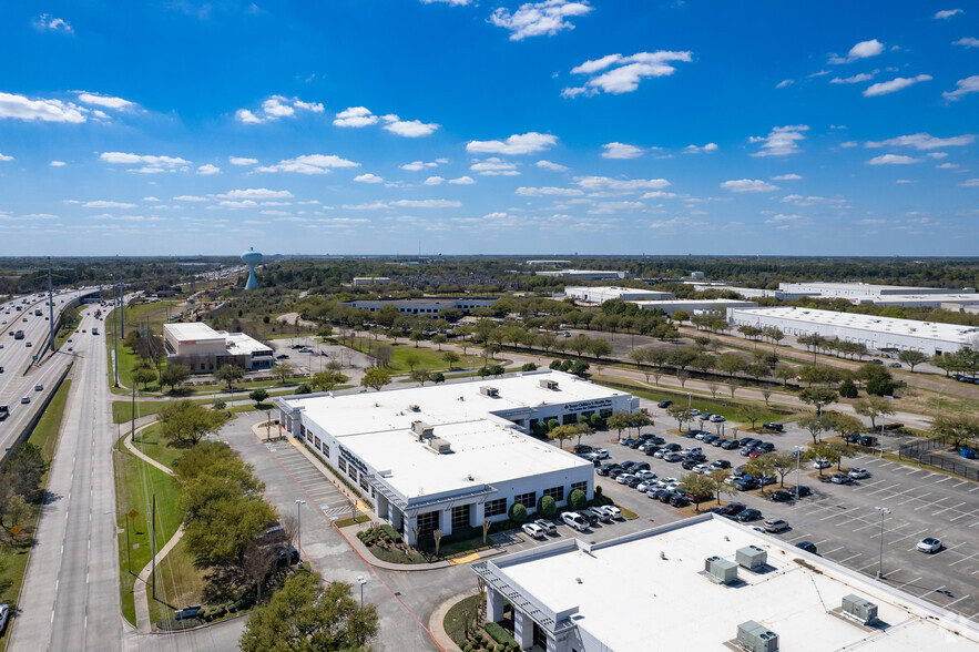 700 N Sam Houston Pky W, Houston, TX for sale - Aerial - Image 2 of 6