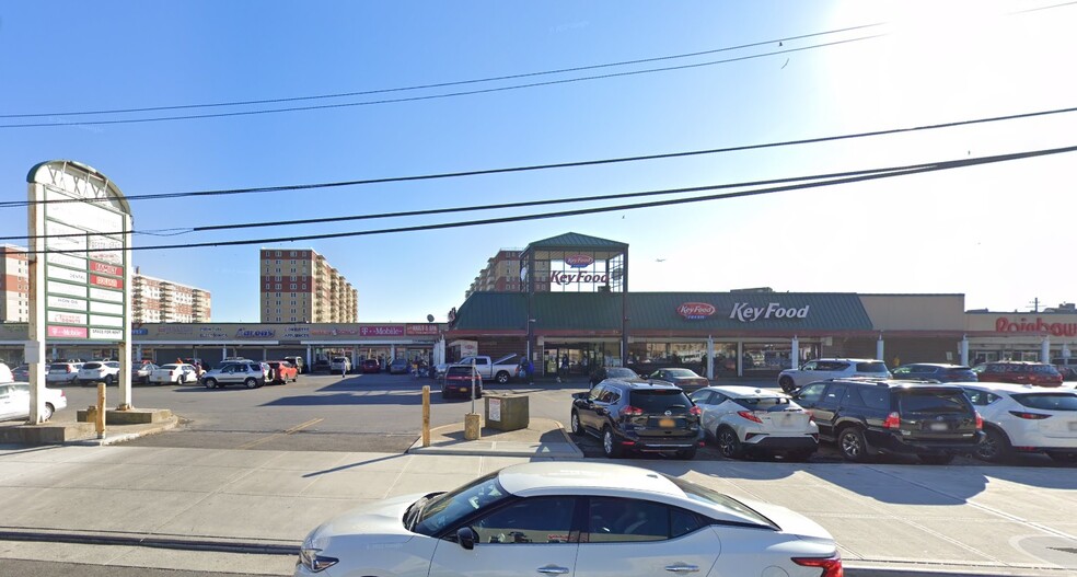 85-15-88-37 Rockaway Beach Blvd, Far Rockaway, NY for rent - Building Photo - Image 1 of 1