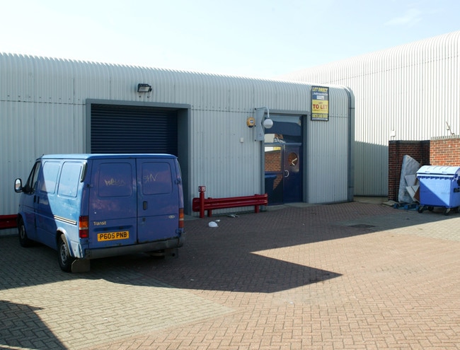More details for 13-15 Boundary Business Court, Mitcham - Industrial to Rent