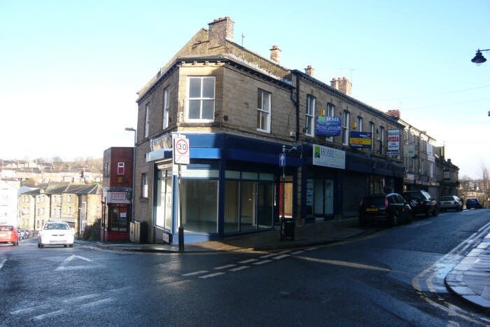 22 Commercial St, Batley for sale - Primary Photo - Image 1 of 1