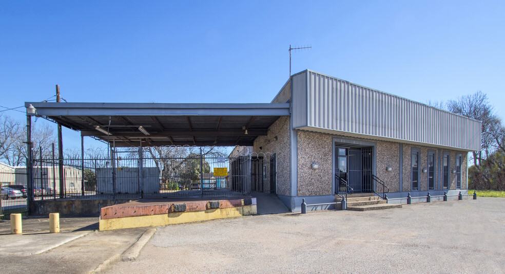 11446 Hempstead Rd, Houston, TX for sale - Building Photo - Image 1 of 1