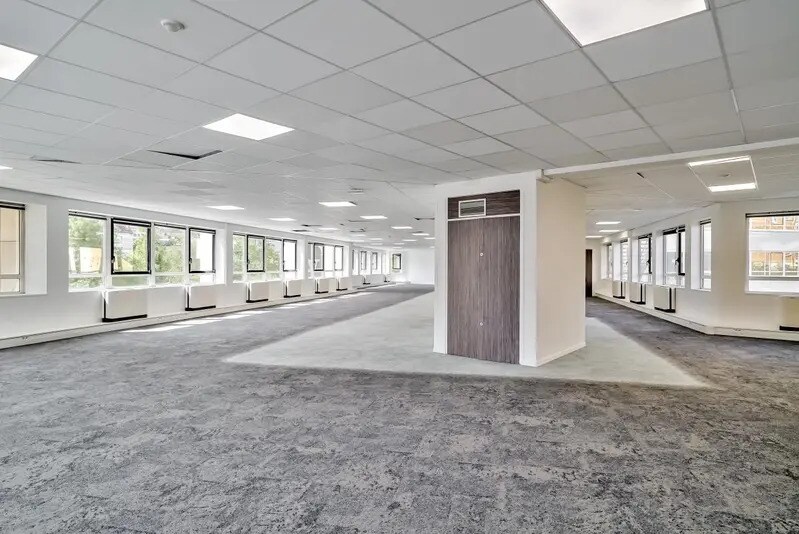 Office in Issy-les-Moulineaux to rent - Building Photo - Image 1 of 9