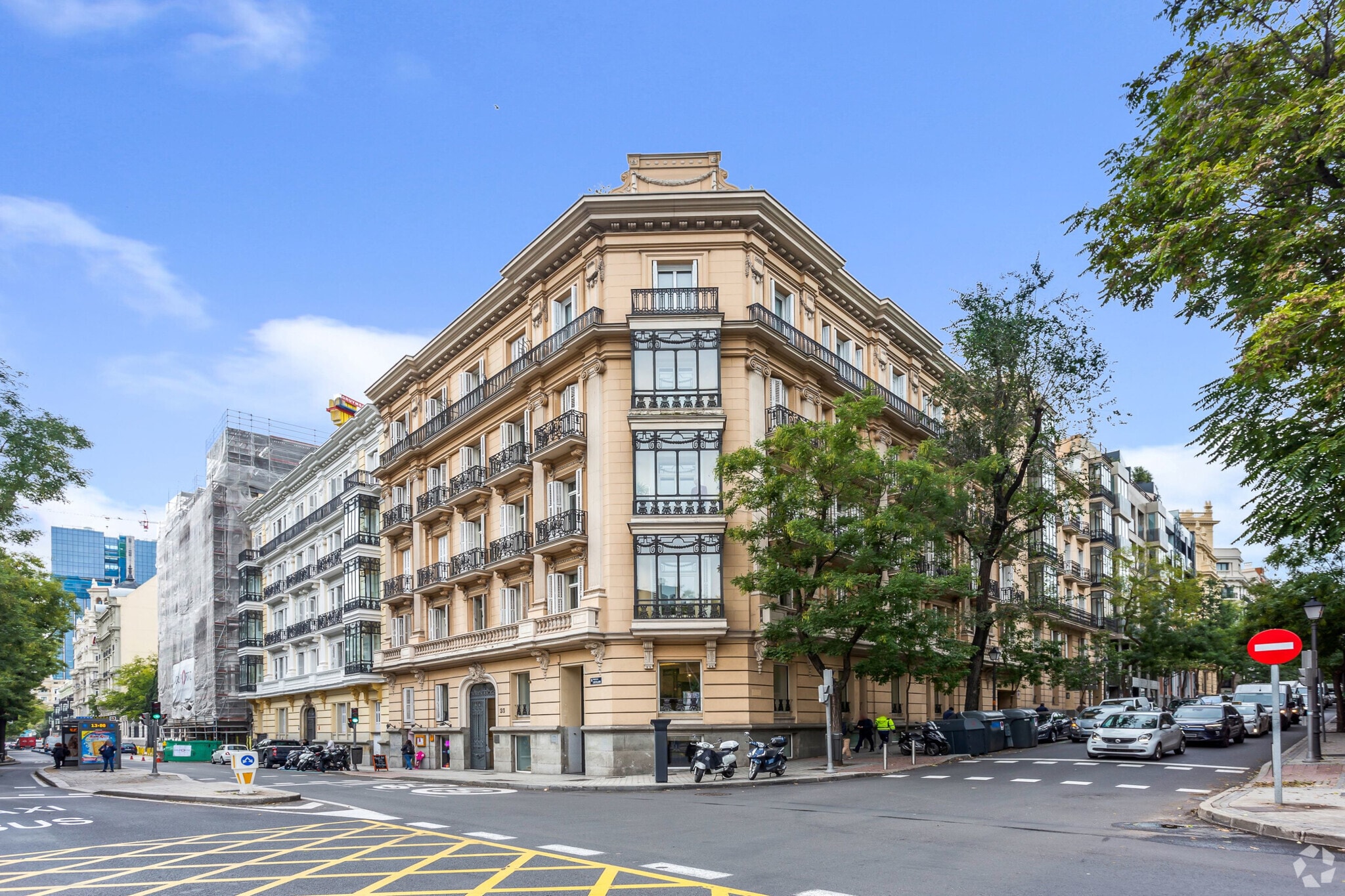 Paseo de la Castellana, 23, 28046, Madrid, Madrid to rent Primary Photo- Image 1 of 2