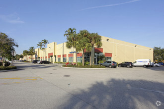 1520 S Powerline Rd, Deerfield Beach, FL for rent Building Photo- Image 1 of 8