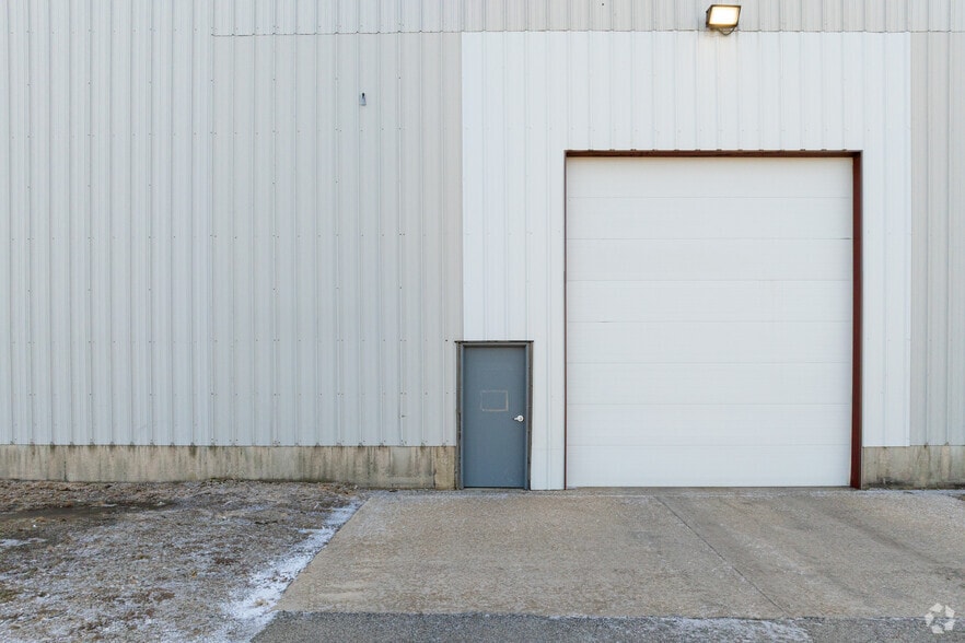 2605 Davis Rd, Kokomo, IN to rent - Building Photo - Image 3 of 6