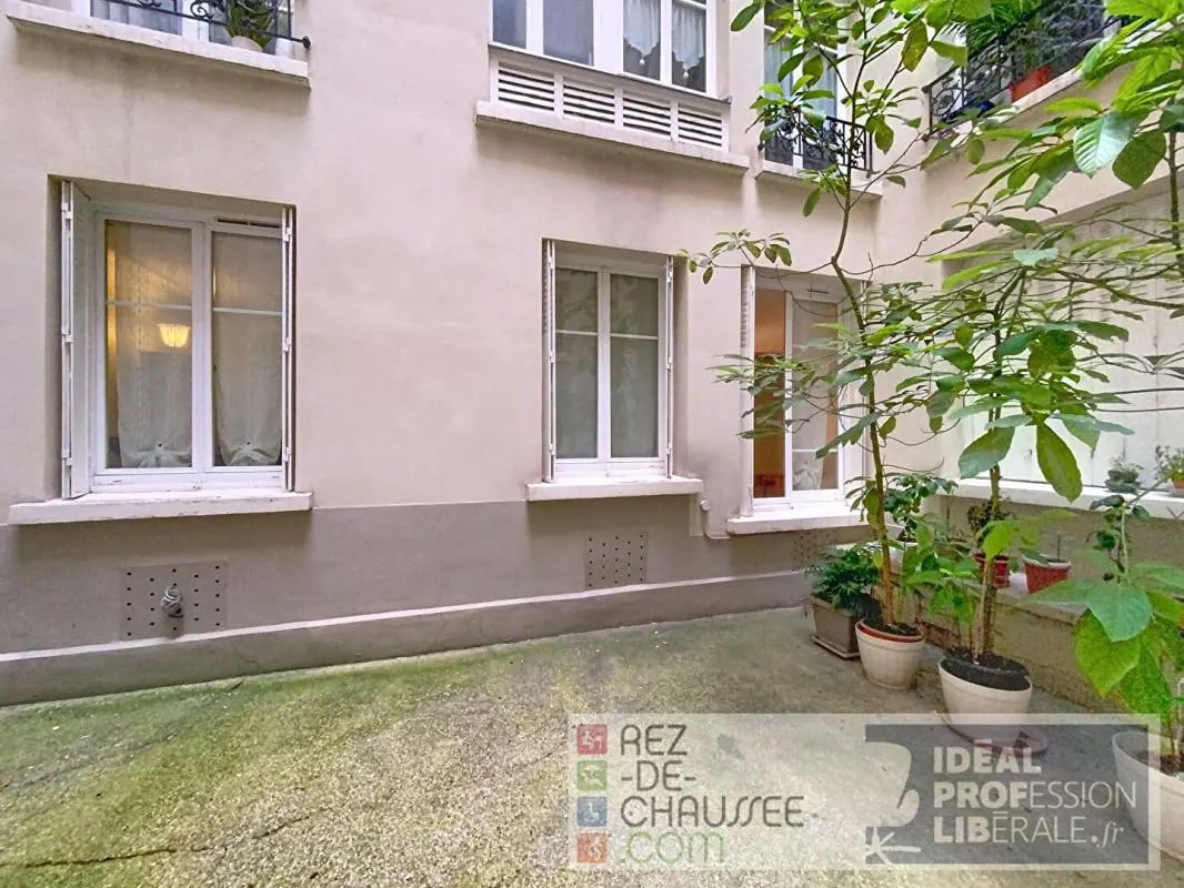 Build-to-Rent in Paris for sale Building Photo- Image 1 of 4