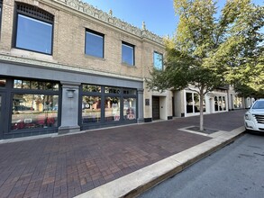 414-418 Nichols Rd, Kansas City, MO for rent Building Photo- Image 1 of 3