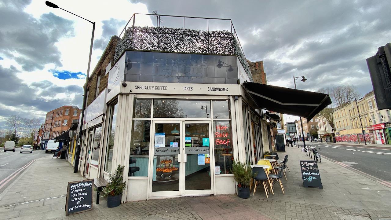 228 Stoke Newington High St, London for sale Primary Photo- Image 1 of 1