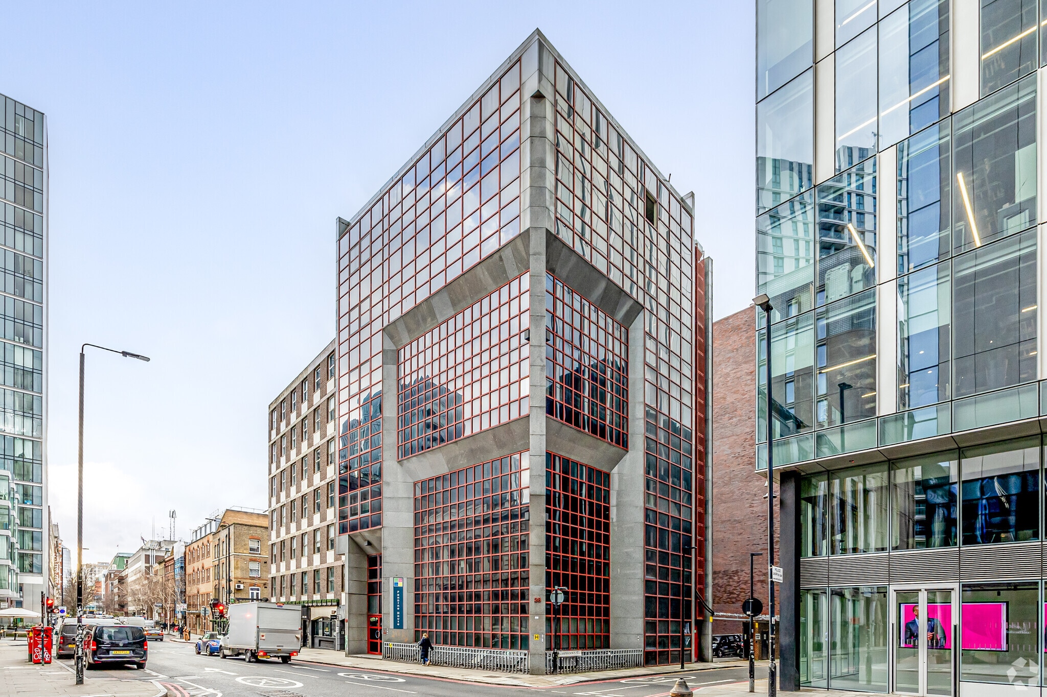 28 Leman St, London for sale Primary Photo- Image 1 of 1