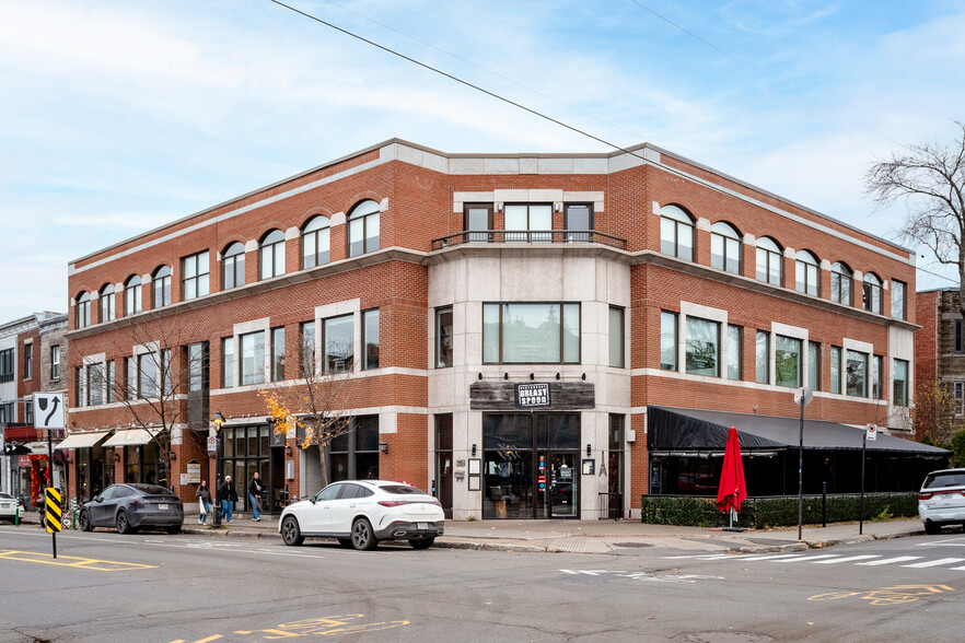 154 Av Laurier O, Montréal, QC for rent - Building Photo - Image 1 of 13