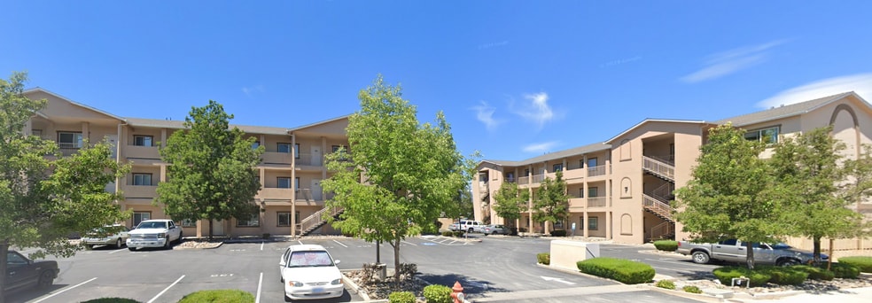 Stanton Park Development Estate portfolio of 10 properties for sale on LoopNet.co.uk - Building Photo - Image 3 of 9