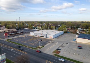 8148 S Cicero Ave, Burbank, IL for rent Building Photo- Image 2 of 6