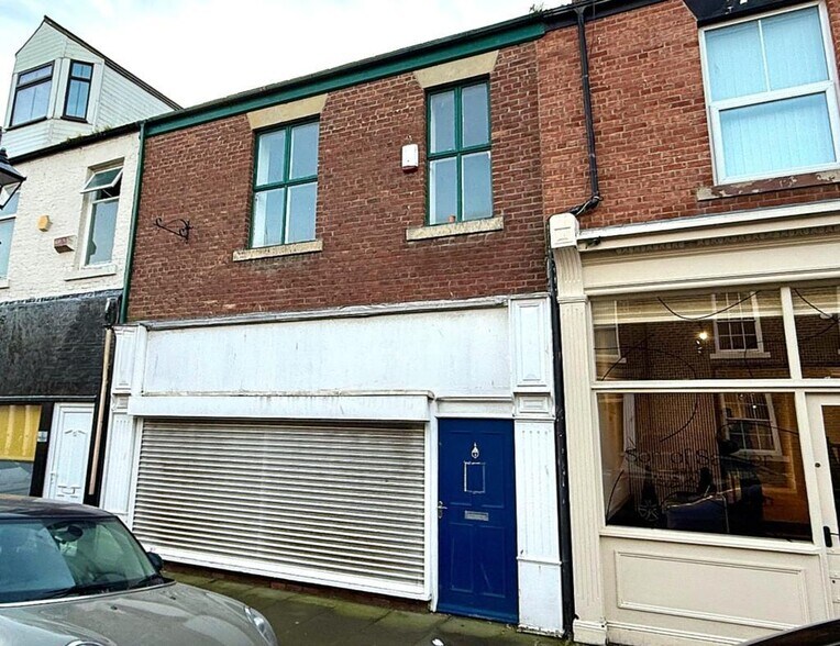 11 Frederick St, Sunderland to rent - Building Photo - Image 2 of 6