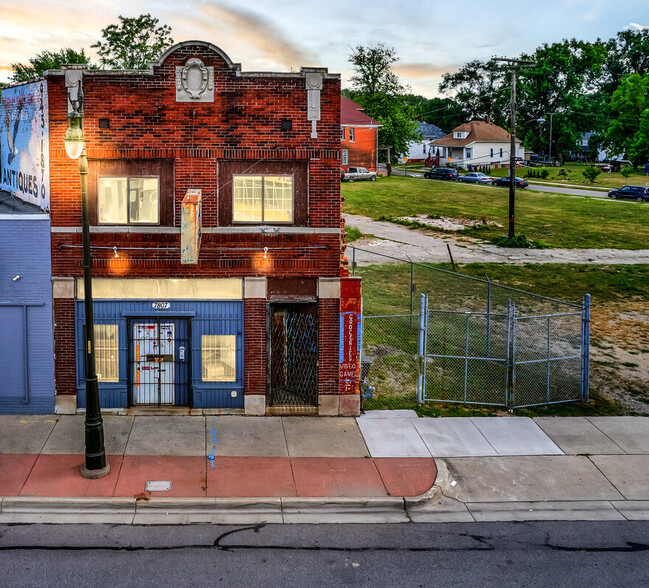 7807 Michigan Ave, Detroit, MI for sale - Primary Photo - Image 1 of 1