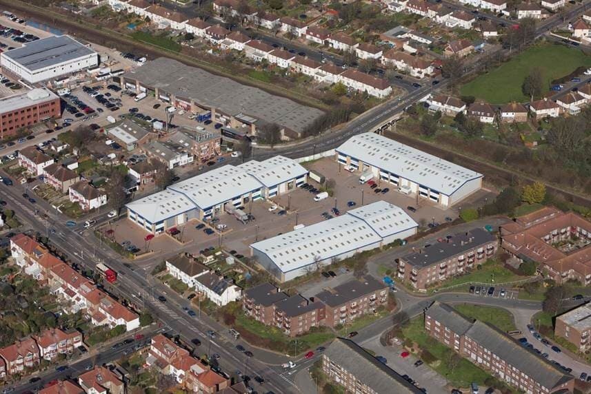 Portland Rd, Hove to rent Building Photo- Image 1 of 2