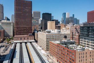 601 S LaSalle St, Chicago, IL - AERIAL  map view