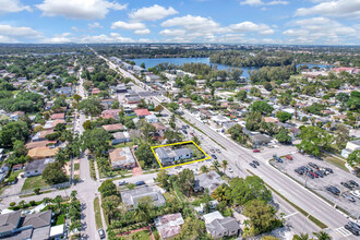 1102 NW 103rd St, Miami, FL for sale Primary Photo- Image 1 of 42