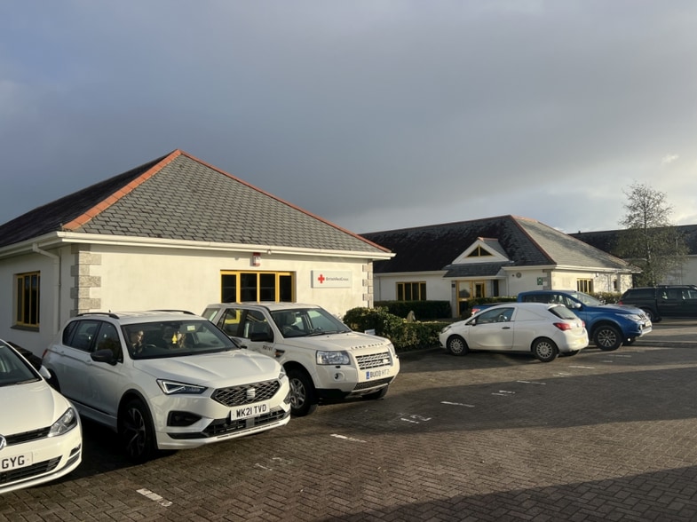 East Pool, Camborne to rent - Building Photo - Image 3 of 4