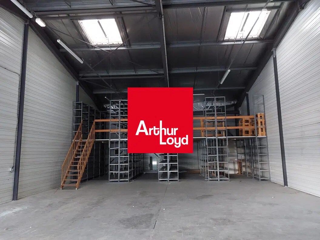 Industrial in La Seyne-sur-Mer to rent Interior Photo- Image 1 of 7