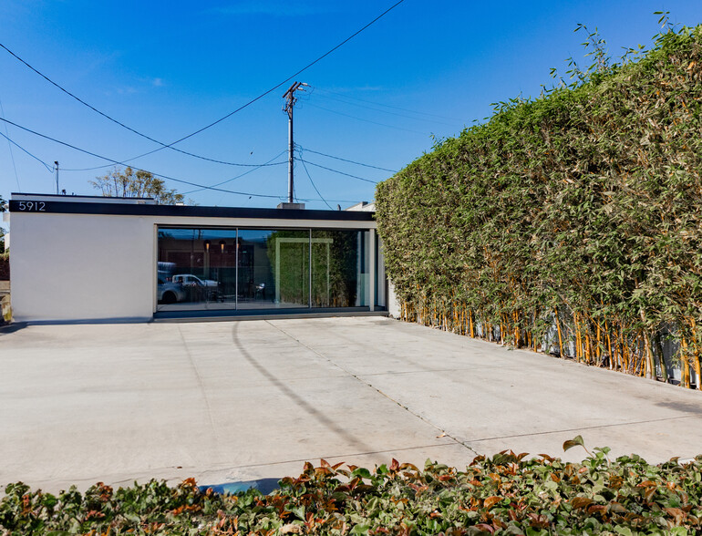 5912 Blackwelder St, Culver City, CA for rent - Building Photo - Image 2 of 10