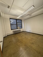 330 W 38th St, New York, NY for rent Interior Photo- Image 1 of 4