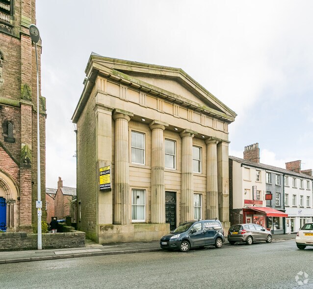8-10 Park Grn, Macclesfield for sale - Building Photo - Image 1 of 1