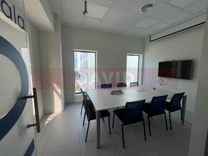 Industrial in L'Hospitalet de Llobregat, Barcelona to rent Interior Photo- Image 2 of 6