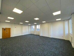 16-18 Shakespeare St, Newcastle Upon Tyne to rent Interior Photo- Image 2 of 6