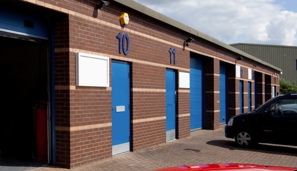 Wellington Rd, Alcester to rent - Building Photo - Image 1 of 2