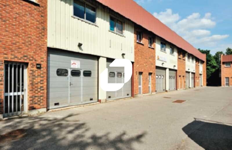 Light Industrial in Lisses to rent Building Photo- Image 1 of 8