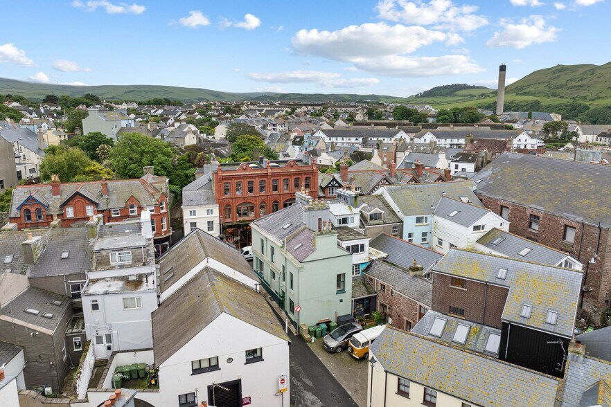25 Michael St, Isle Of Man for sale - Building Photo - Image 2 of 23