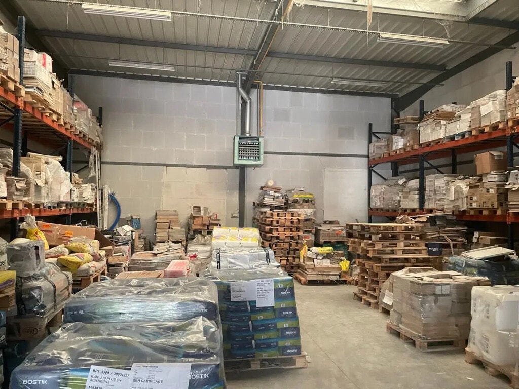 Vente Local d'activités 428 m² - Photo 1