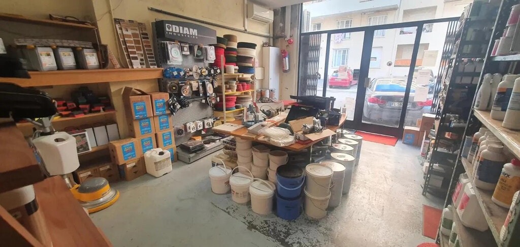 Vente Entrepôt 150 m² - Photo 1