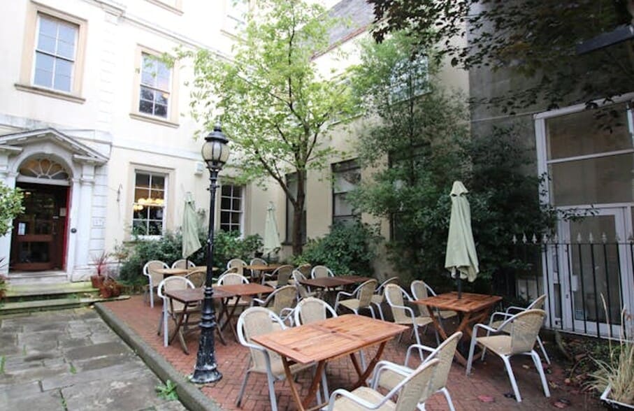 87 High St, Poole to rent - Building Photo - Image 2 of 2